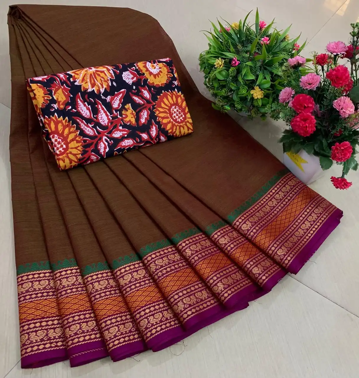 Brown Magenta Contrast Zari Border Floral Pure Cotton Saree